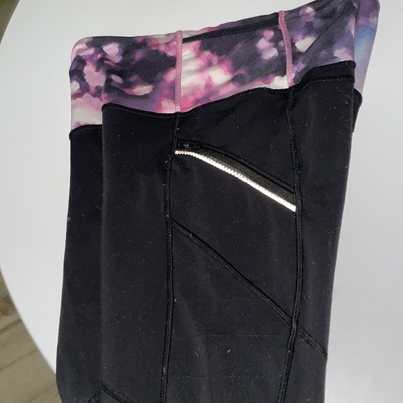 Lululemon cargo yoga running pants - Picture 2 of 3